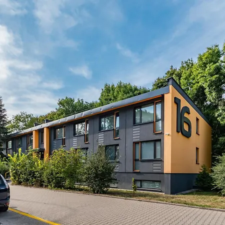 Batorego 16 By Homeprime Daire Varşova