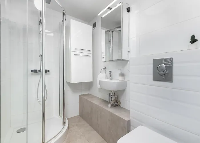 Batorego 16 By Homeprime Warszawa